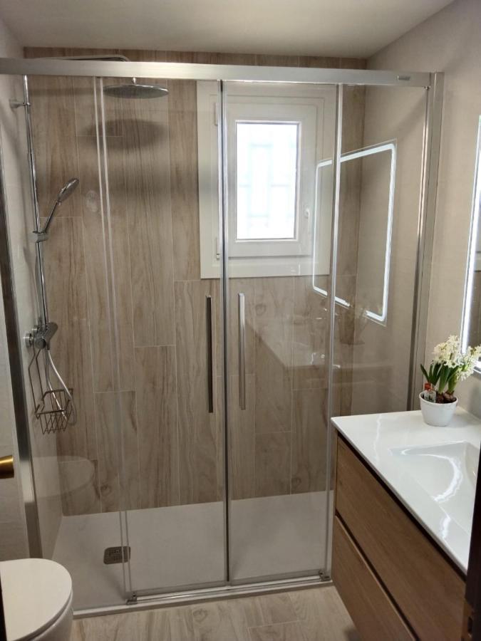 100M2 Big Apartment Private Garden And Pool/ 100M2 Gran Apartamento Jardin Privado Y Piscina / Acogedor Apartamento En Zona Tranquila Y Agradable Кембрилс Екстериор снимка