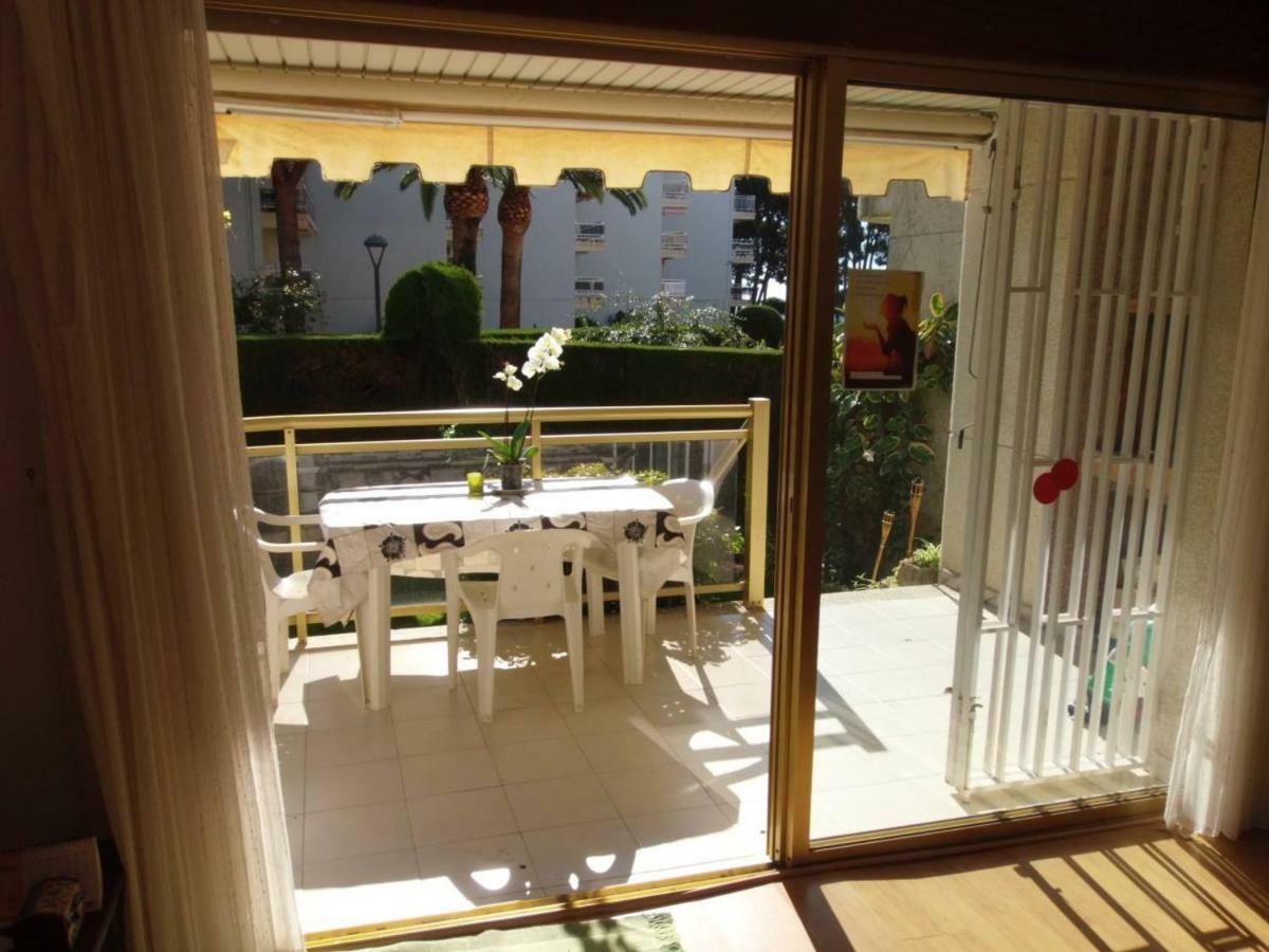 100M2 Big Apartment Private Garden And Pool/ 100M2 Gran Apartamento Jardin Privado Y Piscina / Acogedor Apartamento En Zona Tranquila Y Agradable Кембрилс Екстериор снимка