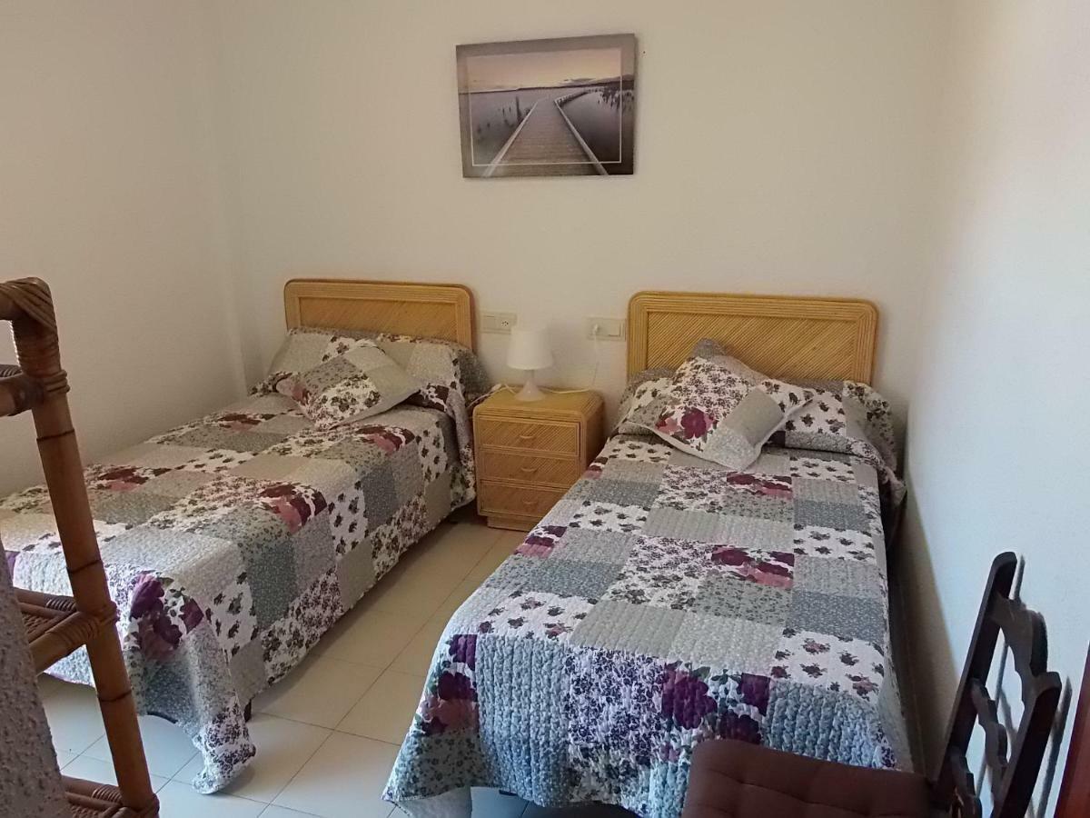 100M2 Big Apartment Private Garden And Pool/ 100M2 Gran Apartamento Jardin Privado Y Piscina / Acogedor Apartamento En Zona Tranquila Y Agradable Кембрилс Екстериор снимка